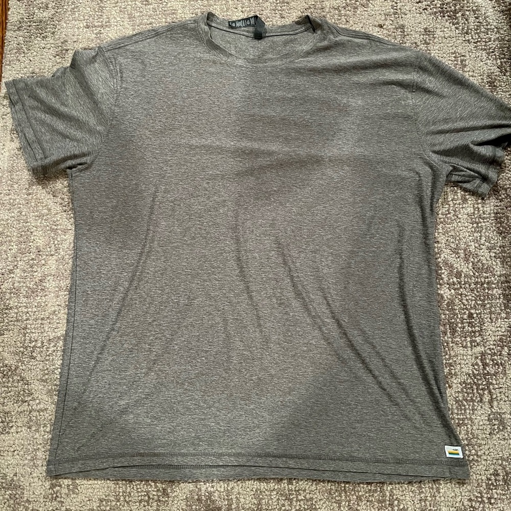 Vuori Mens Strato Tech Tshirt